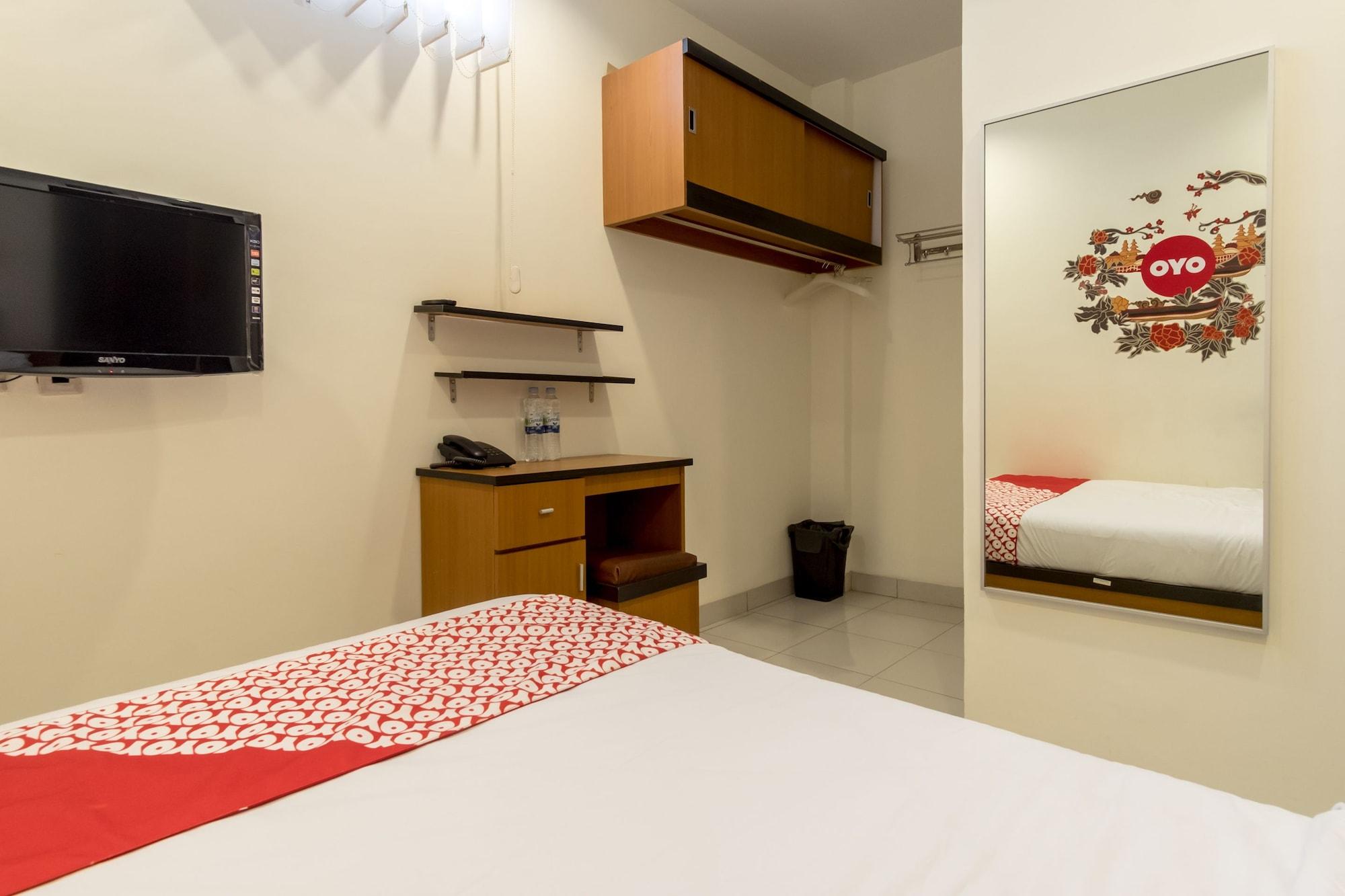 Oyo 294 Andrea Residence Syariah Medan Ngoại thất bức ảnh