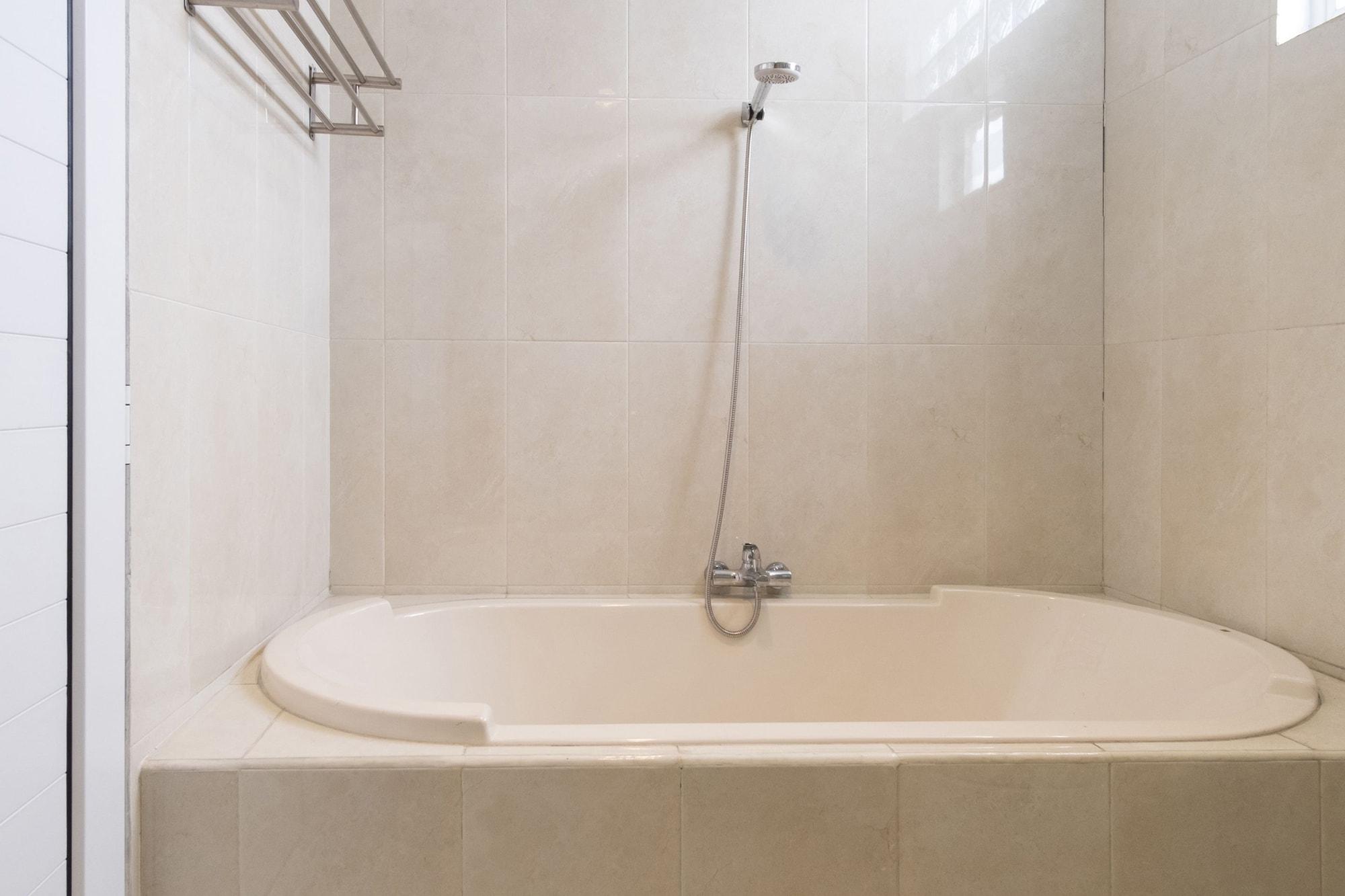 Oyo 294 Andrea Residence Syariah Medan Ngoại thất bức ảnh