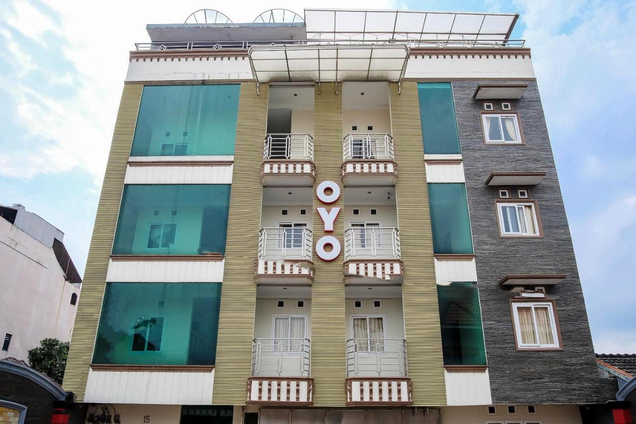 Oyo 294 Andrea Residence Syariah Medan Ngoại thất bức ảnh