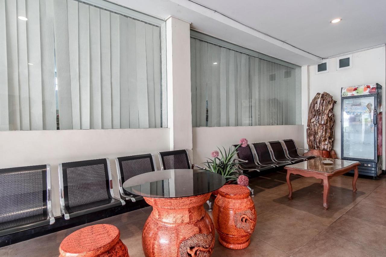 Oyo 294 Andrea Residence Syariah Medan Ngoại thất bức ảnh