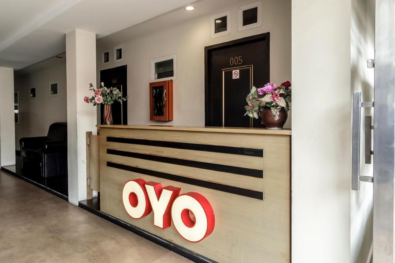 Oyo 294 Andrea Residence Syariah Medan Ngoại thất bức ảnh