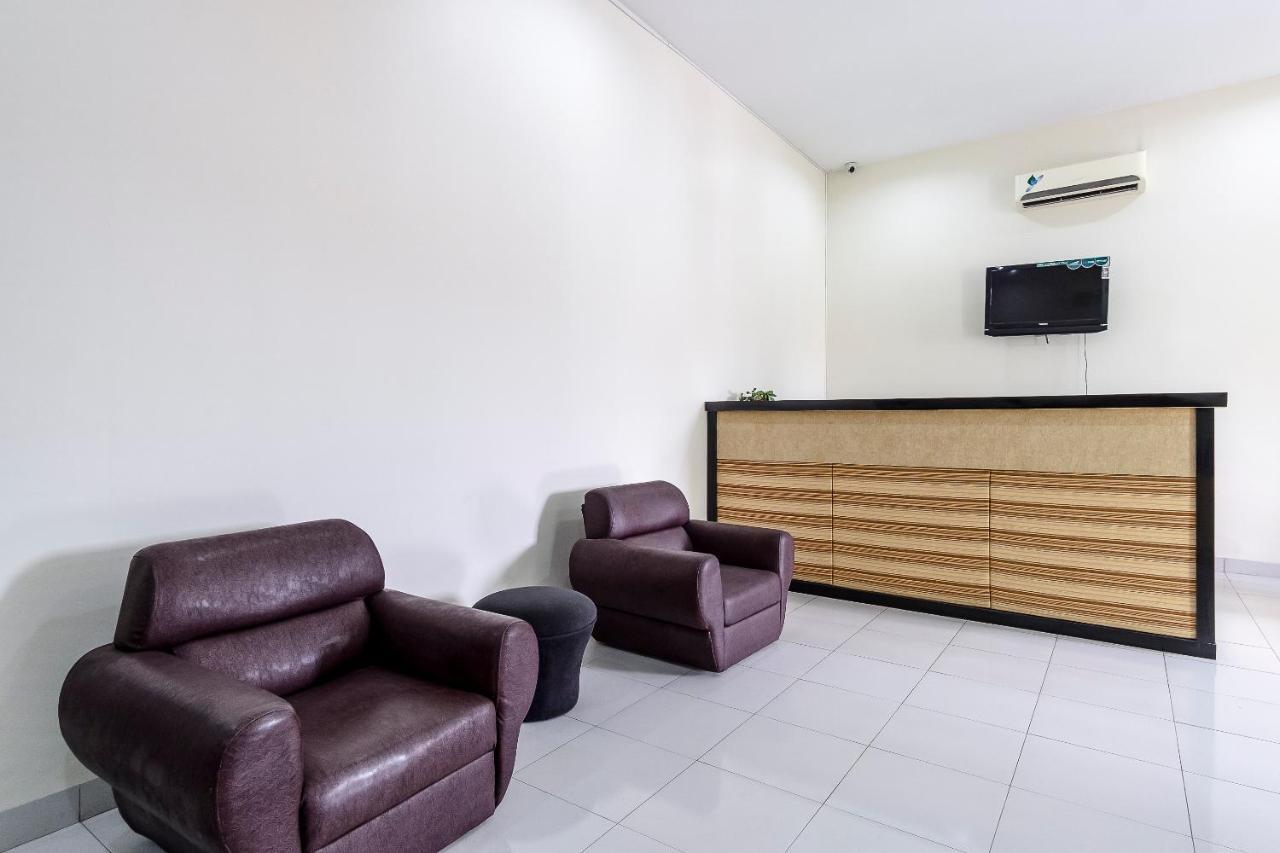 Oyo 294 Andrea Residence Syariah Medan Ngoại thất bức ảnh